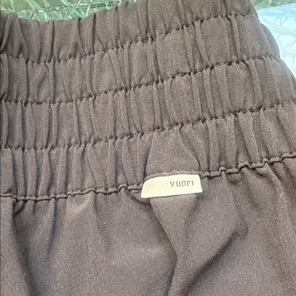 Vuori Black Women's Villa Wide-Leg Pants. Size S - Picture 7 of 7